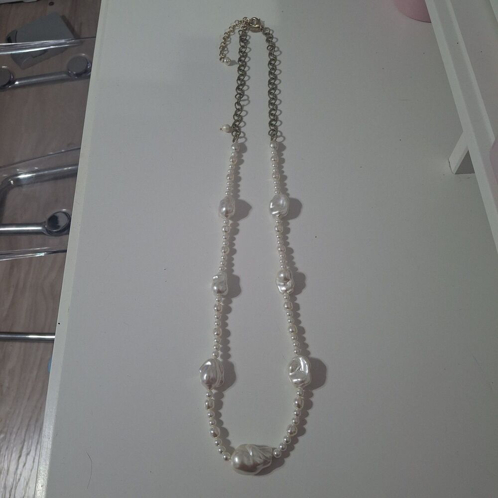 Chicos Long Faux Pearl Round Beaded Gold Tone Chain Ringlet Statement Necklace